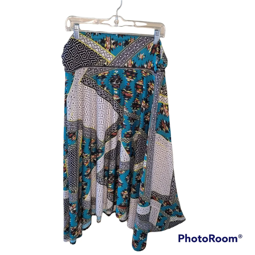 Studio JPR Flowy skirt with and abstract p… - Picture 1 of 7